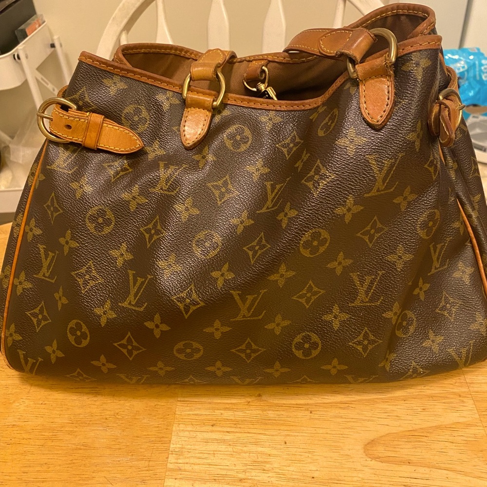 Louis Vuitton Medium Bag